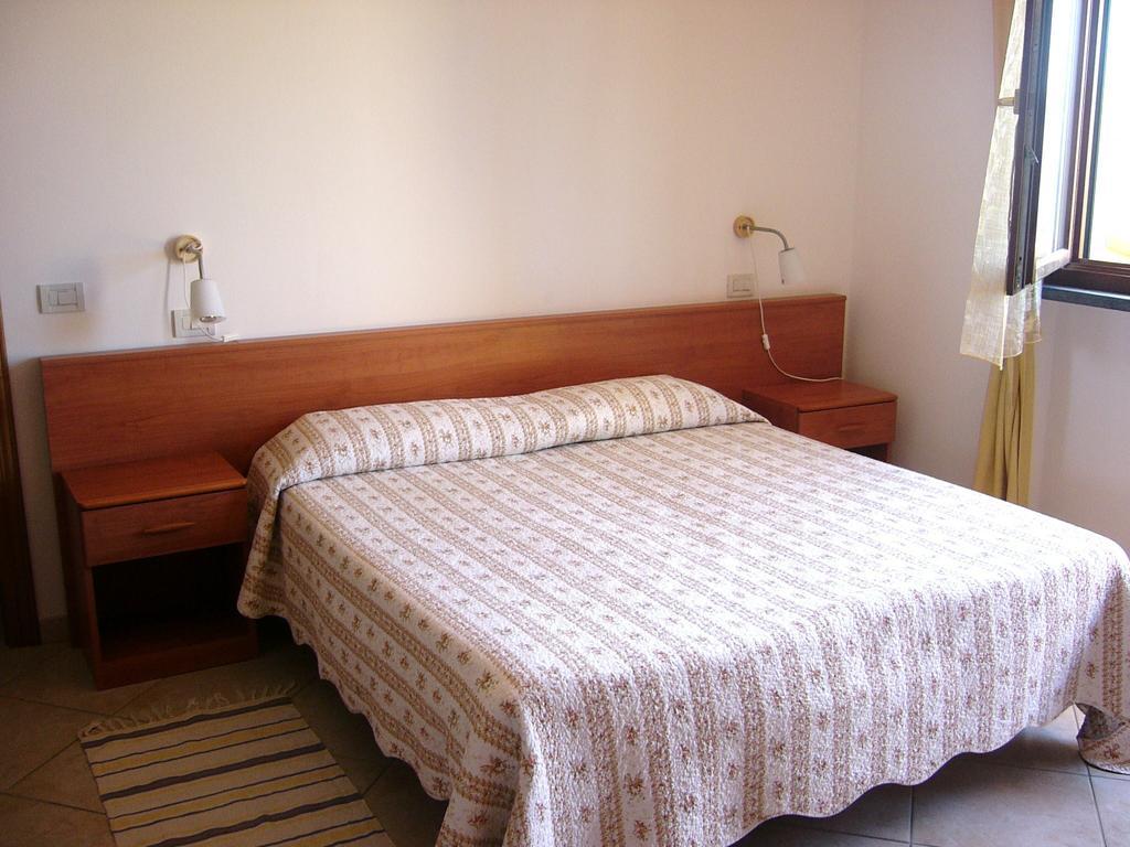 Nonna Alda Bed and Breakfast Βιαρέτζιο Δωμάτιο φωτογραφία